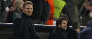 Julian Nagelsmann feiert den Auftritt seiner Mannschaft.
