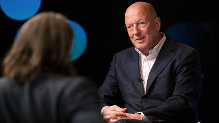 Roger de Weck, Schweizer Publizist und ehemaliger Generaldirektor des öffentlich-rechtlichen Rundfunks in der Schweiz, wird Mitglied im Zukunftsrat.