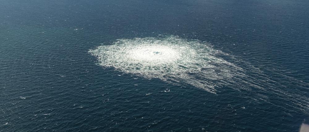 Das Nord Stream 2-Gasleck in der Nähe von Bornholm aus der Luft.