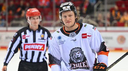 Ryan Olsen musste in der Partie gegen Düsseldorf das Eis verlassen.