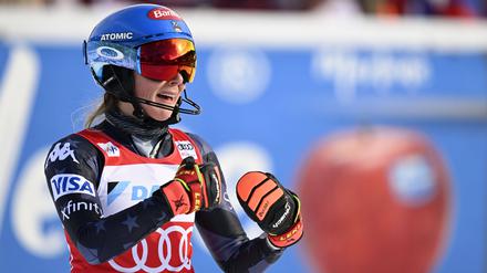 Zum 87. Mal. Shiffrin nach ihrem historischen Triumph.