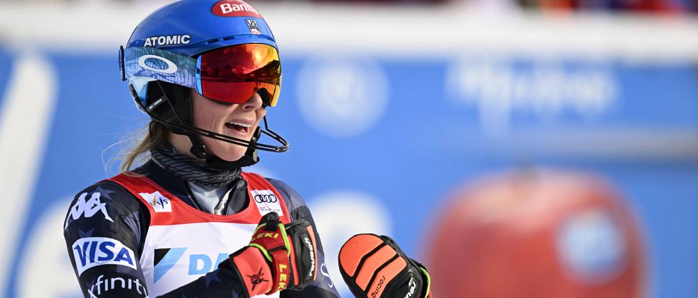 Zum 87. Mal. Shiffrin nach ihrem historischen Triumph.