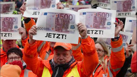Mithilfe von Streiks setzten viele Beschäftigten höhere Tarifeinkommen durch. 
