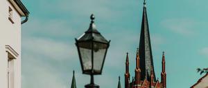 Germany, Brandenburg, Werder (Havel), Havelradweg, havel cycle trail, Altstadt Werder halbinsel.
