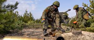 Russische Soldaten während ihres Einsatzes an der Front.