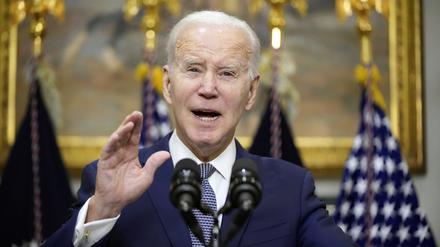 Joe Biden, Präsident der USA, spricht über das Bankensystem im Roosevelt Room des Weißen Hauses. 