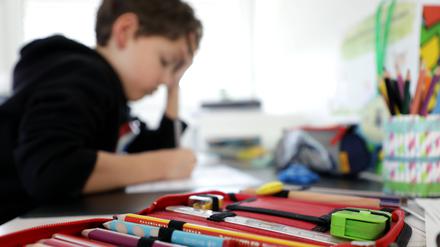Schüler bei den Hausaufgaben
