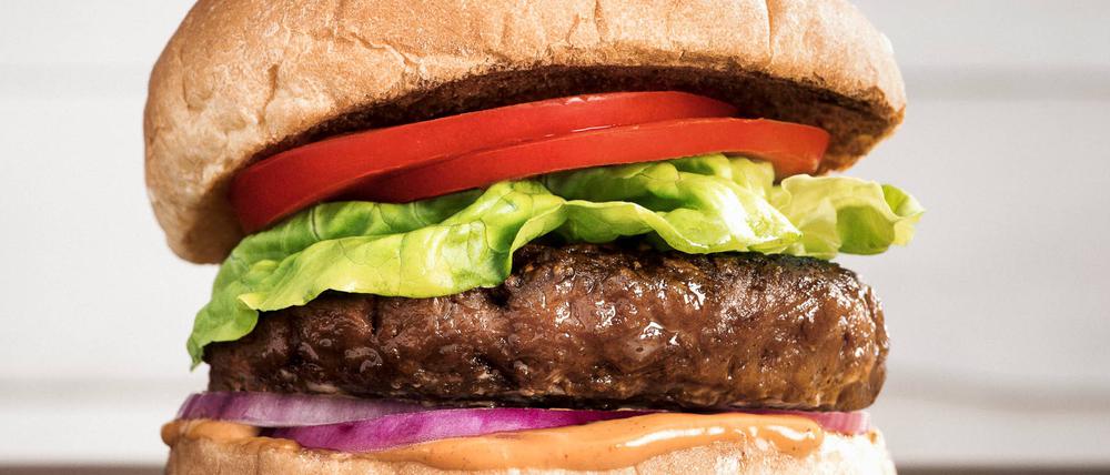 May 9, 2018: Hamburguesa con una torta de Beyond Meat. *** May 9, 2018 Burger with a Beyond Meat Cake PUBLICATIONxINxGERxSUIxAUTxONLY - ZUMAla2 20180509zaala2006 Copyright: xLaxNacionx
