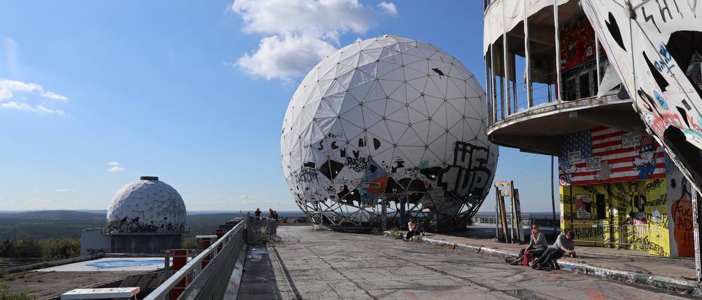 Die Abhörstation auf dem Teufelsberg ist seit fünf Jahren ein Baudenkmal, doch ihr Verfall bleibt unübersehbar.