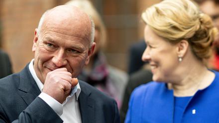 Um zu regieren, scheint Kai Wegner (CDU) in den Koalitionsverhandlungen zu Zugeständnissen an Franziska Giffey (SPD) bereit.