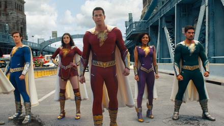 ROSS BUTLER as Super Hero Eugene, ADAM BRODY as Super Hero Freddy, GRACE CAROLINE CURREY as Super Hero Mary, ZACHARY LEVI as Shazam, MEAGAN GOOD as Super Hero Darla and D.J. COTRONA as Super Hero Pedro in “SHAZAM! FURY OF THE GODS,”
