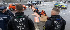 Aktivistinnen der Letzten Generation bei einer Aktion Anfang März in Leipzig.