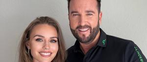 Da war noch alles eitel Sonnenschein. Schlagersänger Michael Wendler und seine Frau Laura warben am Dienstag für ihre Doku-Soap um die Schwangerschaft seiner Frau bei RTLzwei.