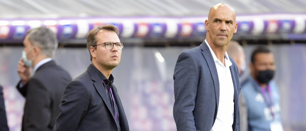 Johannes Spors während seiner Zeit als Technischer Direktor in Arnheim mit dem damaligen Coach Thomas Letsch, der heute den VfL Bochum trainiert.