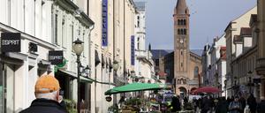 Das Karstadt-Kaufhaus in der Brandenburger Straße in Potsdam ist ein Kundenmagnet.