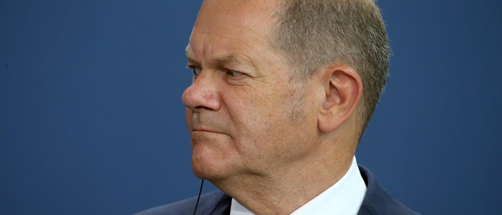 Bundeskanzler Olaf Scholz (SPD) bei der Pressekonferenz mit Palästinenserpräsident Abbas am 16. August 2022.