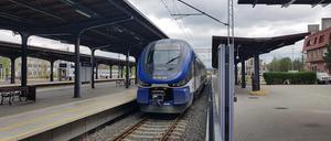 Triebwagen Zug Niederbarnimer Eisenbahn NEB Hersteller Pesa Modell Link auf Sonderfahrt der SPD von Berlin nach Jelenia Gora Polen