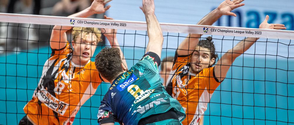 Die Volleys vergaben diie Chance aufs Halbfinale schon beim 1:3 im Hinspiel.