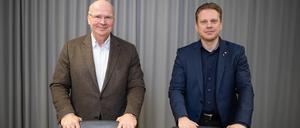 Markus Voigt, der Präsident des VBKI (links) und Jan Otto, Erster Bevollmächtigter der IG Metall in Berlin, vor dem Gespräch mit dem Tagesspiegel.