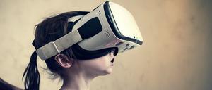 Fortnite oder Grand Theft Auto mit VR-Brille? Dafür ist dieses Kind  definitiv zu jung!