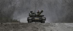 Ukrainischer Panzer in Bachmut.