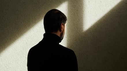 Nuranov in der Nähe der Flüchtlingsunterkunft in der Berliner Kiefholzstraße.