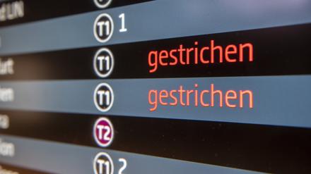 Viele Fluggäste klagen, weil sie Entschädigungen für ausgefallene oder verspätete Flüge fordern. (Symbolfoto)