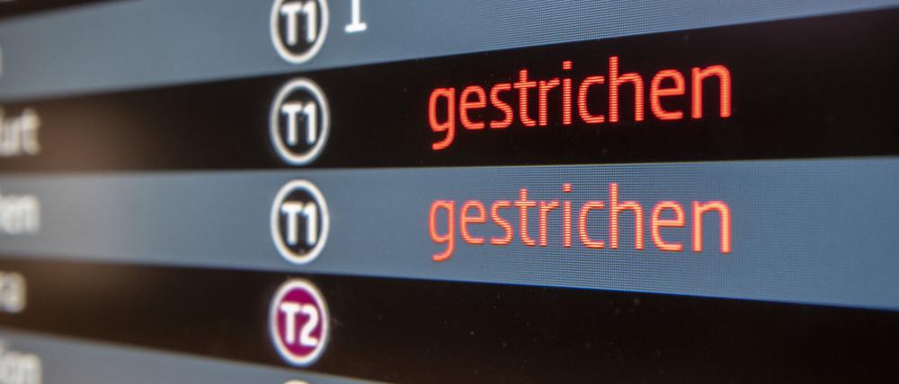 Viele Fluggäste klagen, weil sie Entschädigungen für ausgefallene oder verspätete Flüge fordern. (Symbolfoto)