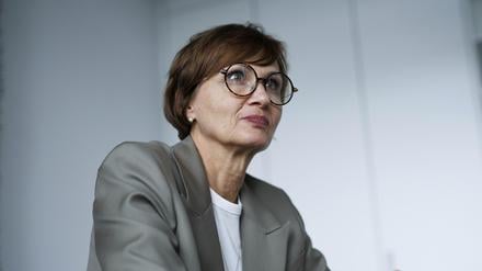 Bettina Stark-Watzinger (FDP), Bundesbildungsministerin, gibt der dpa Deutsche Presse-Agentur im Bundesministerium für Bildung- und Forschung ein Interview am 24. Juni 2022
Stark 