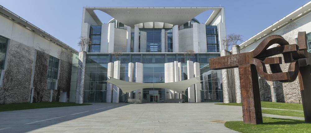Das Bundeskanzleramt steht in Berlin-Mitte.