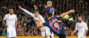 Gegen Barcelona musste Madrid sich mit 1:2 geschlagen geben.