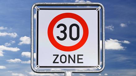 Schild Tempo-30-Zone *** Sign speed 30 zone