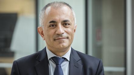 Der bisherige Alstom-Chef der DACH-Region, Müslüm Yakisan, verlässt den Konzern. 