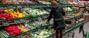 Die Deutsche Bundesbank rechnet im laufenden Monat aufgrund eines statistischen Effekts mit einem Rückgang der Teuerung.