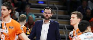 Trainer Cédric Énard legt nach 15 Jahren als Trainer eine Pause ein. 