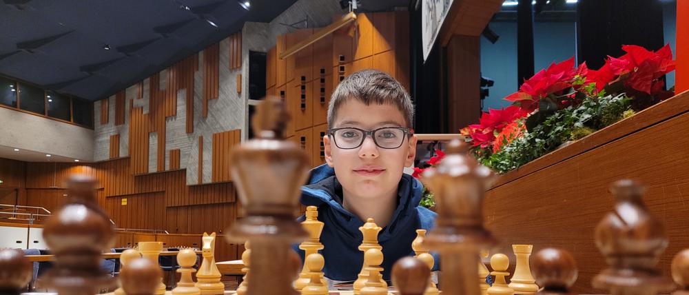 Schach-Wunderkind Hussain Besou.