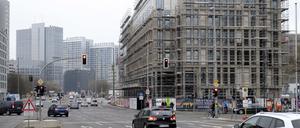 Zum Verwechseln ähnlich: Ein Hotelneubau am Petriplatz in der Breiten Straße in Mitte.