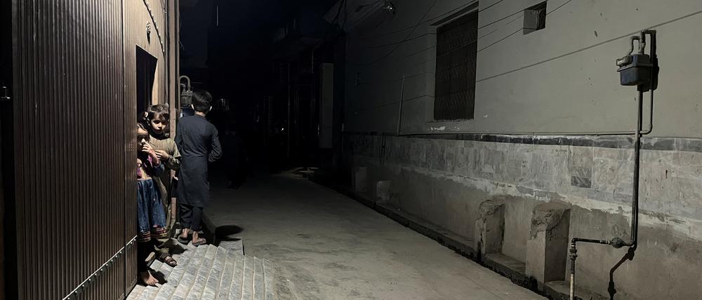 Laut der pakistanischen meteorologischen Behörde hatte das Erdbeben in der Hauptstadt Islamabad eine Stärke von 6,8.