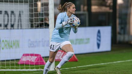 Potsdams Torhüterin Anna Wellmann konnte in Köln alle Schüsse parieren.