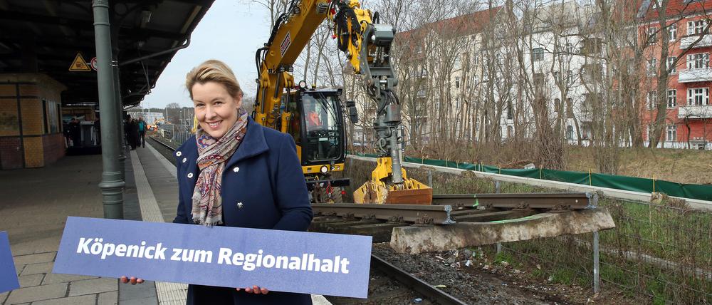  Franziska Giffey beim Baustart auf dem S-Bahnhof Berlin-Köpenick.