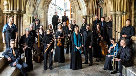 Das Freiburger Barockorchester fühlt sich in historischen Gemäuern ebenso wohl wie in modernen Konzertsälen.