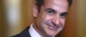 Greek Prime Minister Kyriakos Mitsotakis speaks on Capitol Hill in Washington, DC, on January 8, 2020. (Photo by JIM WATSON / AFP)

Griechenlands Premier Kyriakos Mitsotakis