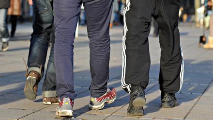 Ein Jogginghosen-Verbot an einer Schule in Wermelskirchen schlägt hohe Wellen (Symbolbild).