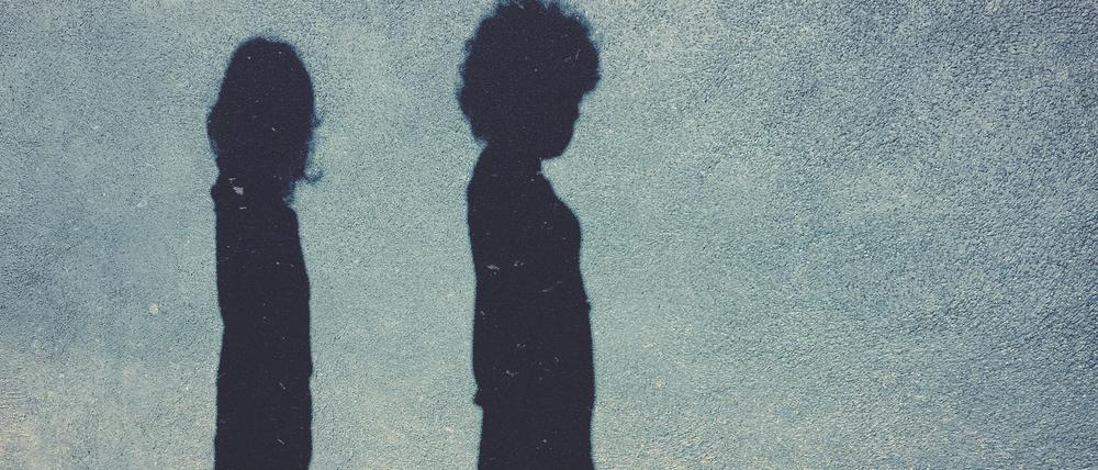 Rund drei Millionen Kinder und Jugendliche wachsen alleine in Deutschland in Armut auf.