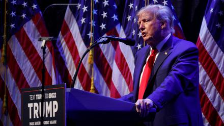 Donald Trump könnte wegen illegaler Wahlkampffinanzierung vor Gericht landen.