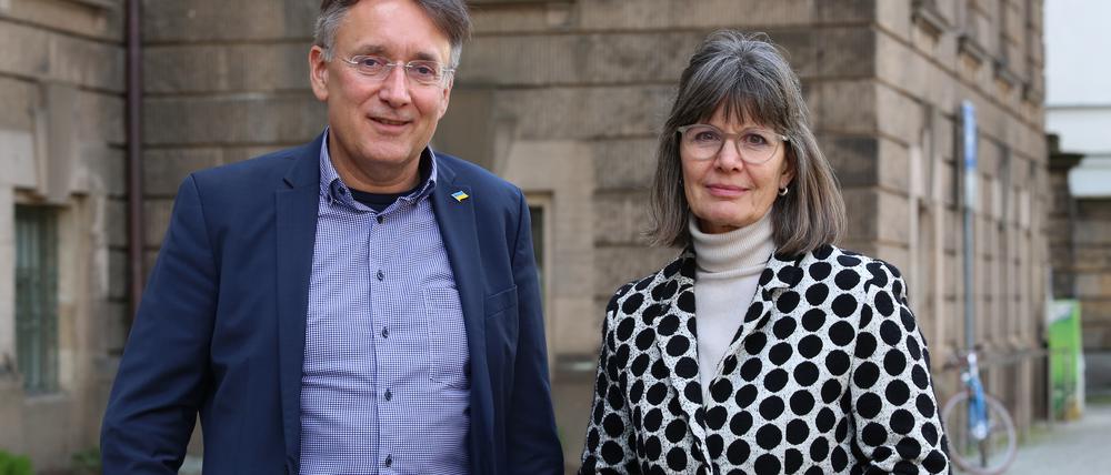 Pete Heuer und Babette Reimers, die Vorsitzender der SPD-Fraktion in der Landeshauptstadt. 