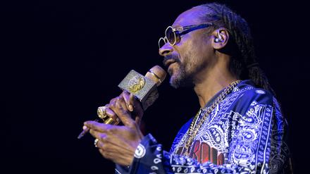 Snoop Dogg in seinem Berliner Bühnenoutfit.