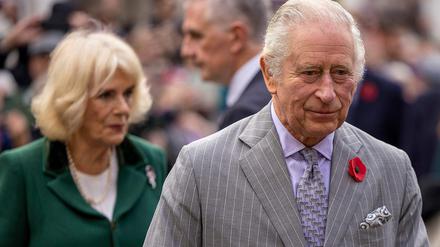 Hier noch in York, bald am Brandenburger Tor. König Charles und Gemahlin Camilla wollen dort auch mit Bürgern zusammenkommen.