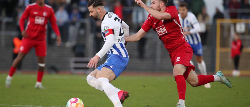 Unterschied von drei Klassen. Bundesligist Hertha BSC ließ dem Regionalligisten Berliner AK keine Chance.