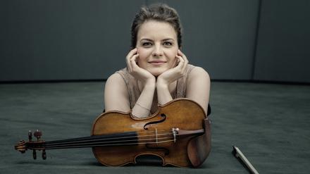 Veronika Eberle spielt auf der „Dragonetti“-Stradivari